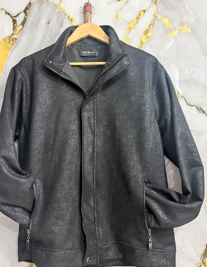 CHAQUETA SEMI CASUAL CON CUELLO